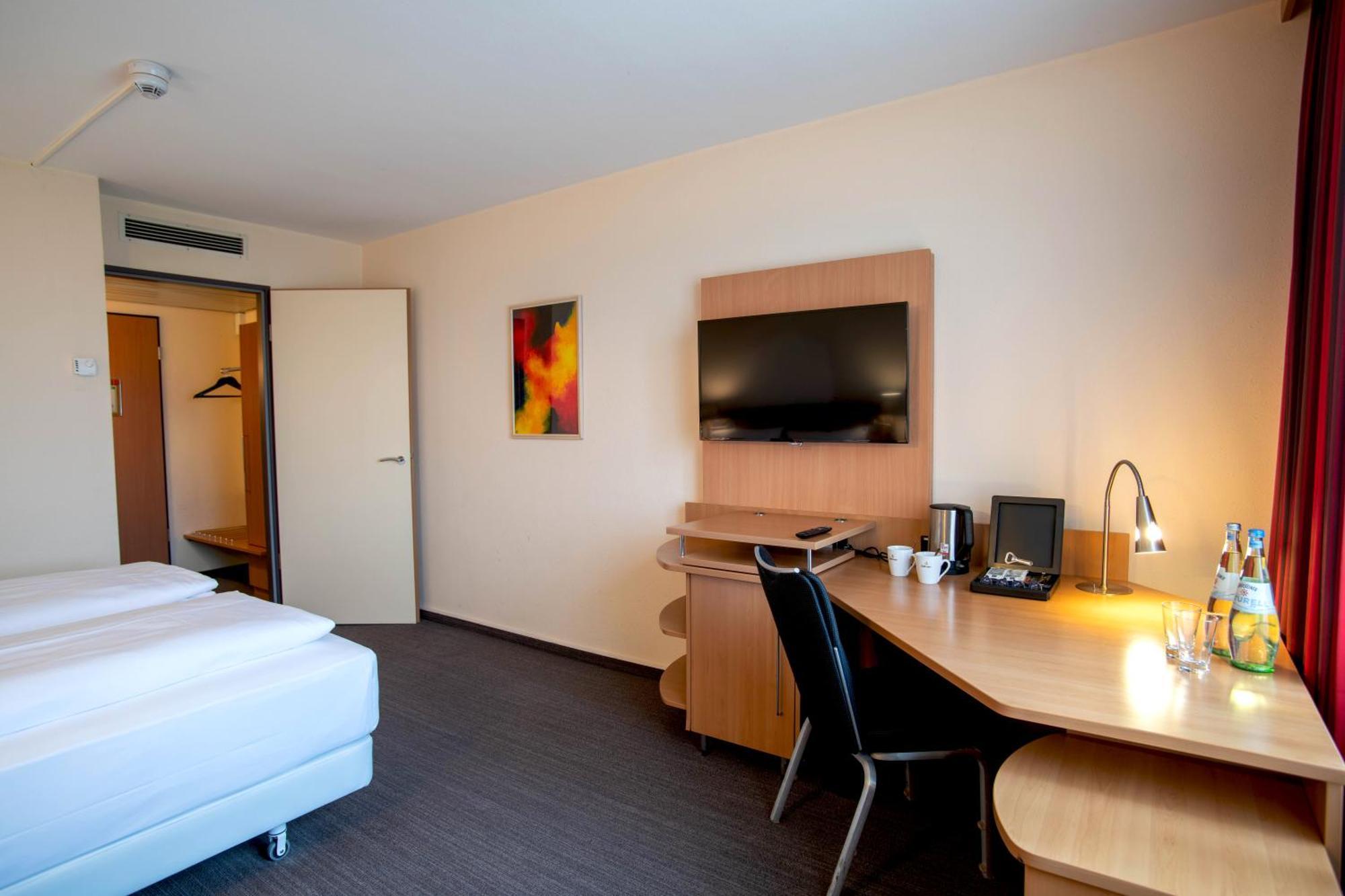 Best Western Conference Airporthotel Frankfurt Moerfelden Exterior foto